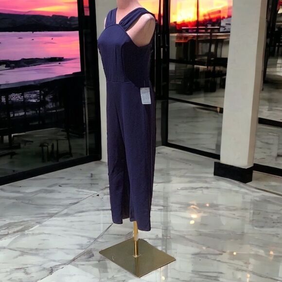 THE VANITY ROOM NWT CREPE V DETAIL JUMPSUIT INK BLUE MEDIUM CROP LENGTH - Picture 7 of 13